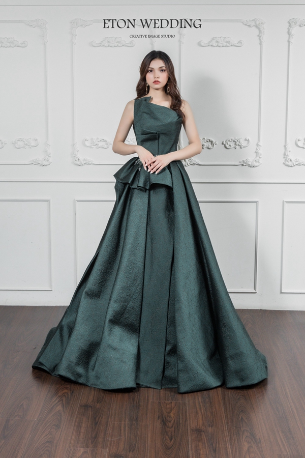 台中晚禮服,台中禮服婚紗,台中禮服出租,台中手工禮服